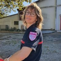 Même l'écusson est au couleur d'octobre Rose